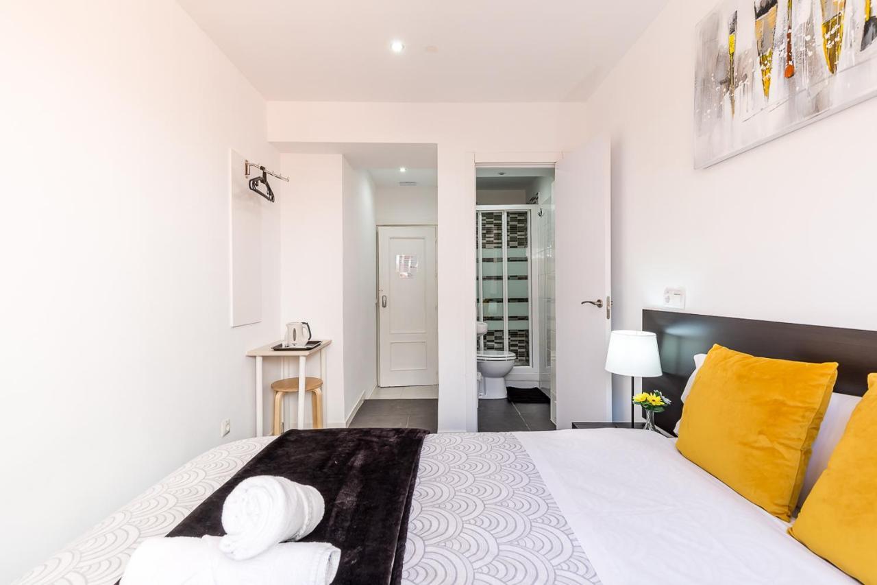 Ayz Sierra De Meira - Auto Check-In Property (Adults Only) Madrid Exterior foto